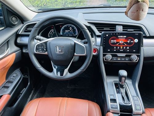 2016 Honda Civic 220TURBO Automatic Luxury Edition high quality