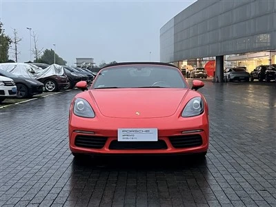 2018 yilgi Porsche 718 Boxster 2.0T