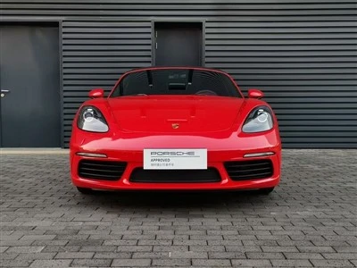 2020 yilgi Porsche 718 Boxster 2.0T